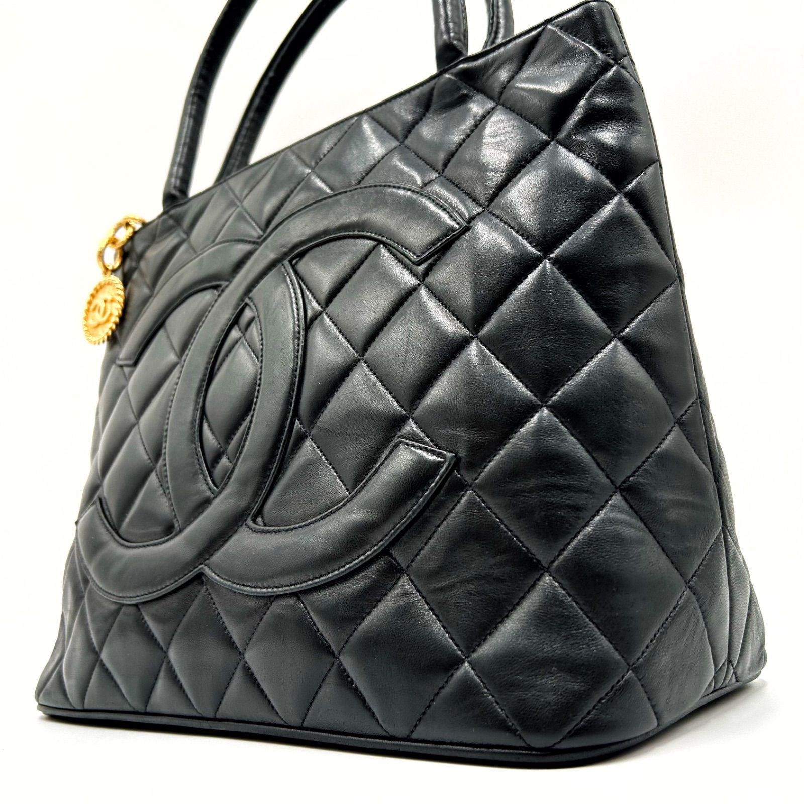 美品 CHANEL シャネル 復刻トート ラムスキン ハンドバッグ バック  