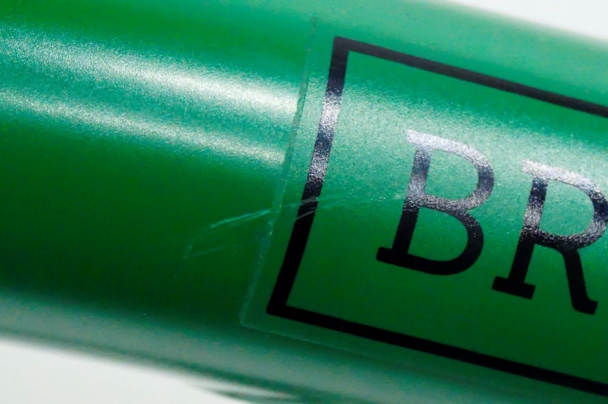 モデル 16インチ