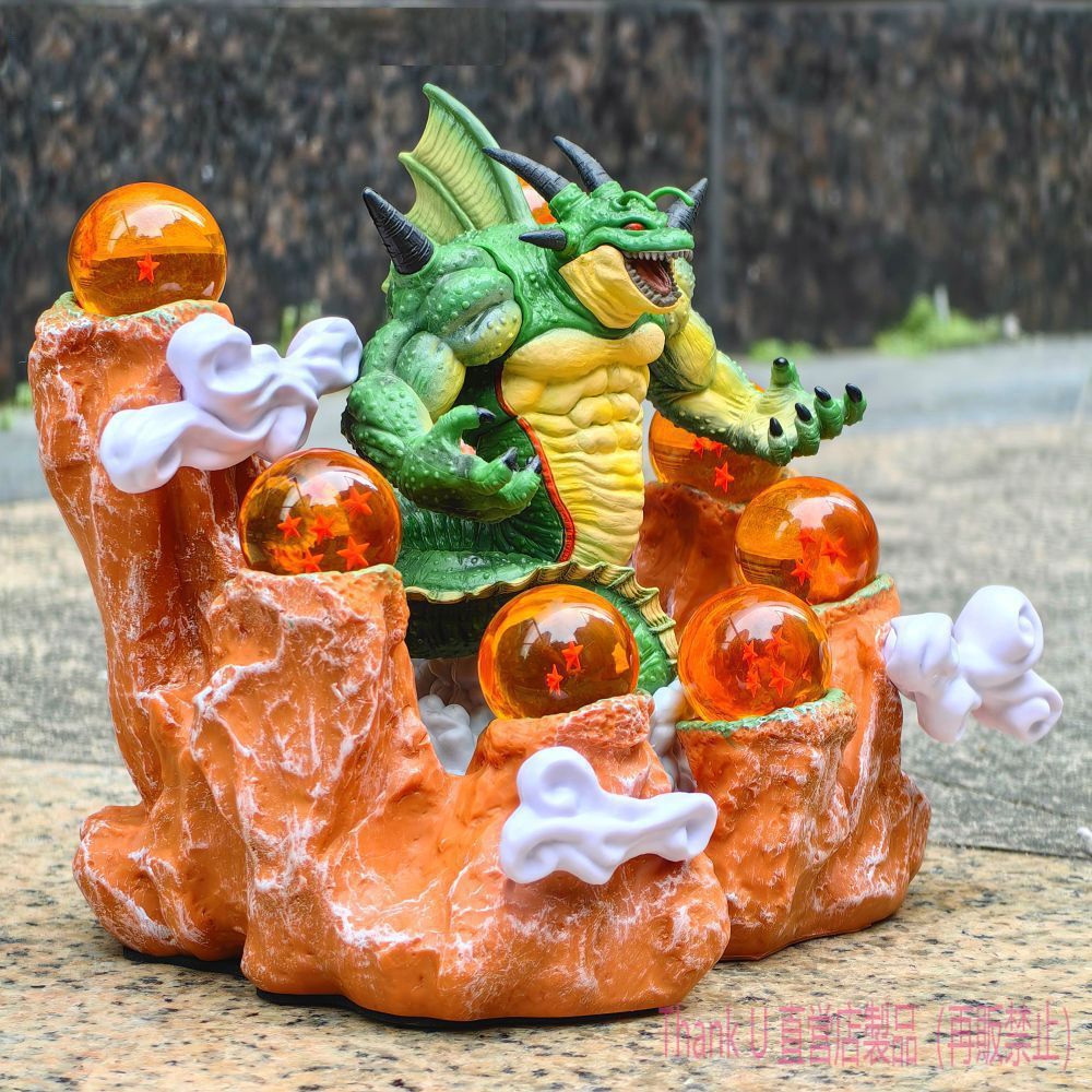 ドラゴンボール　ナメック星神龍　ポルンガ 　フィギュア ナメック星の神龍ポルンガが、デンデの呪文とともに出現！ 電飾