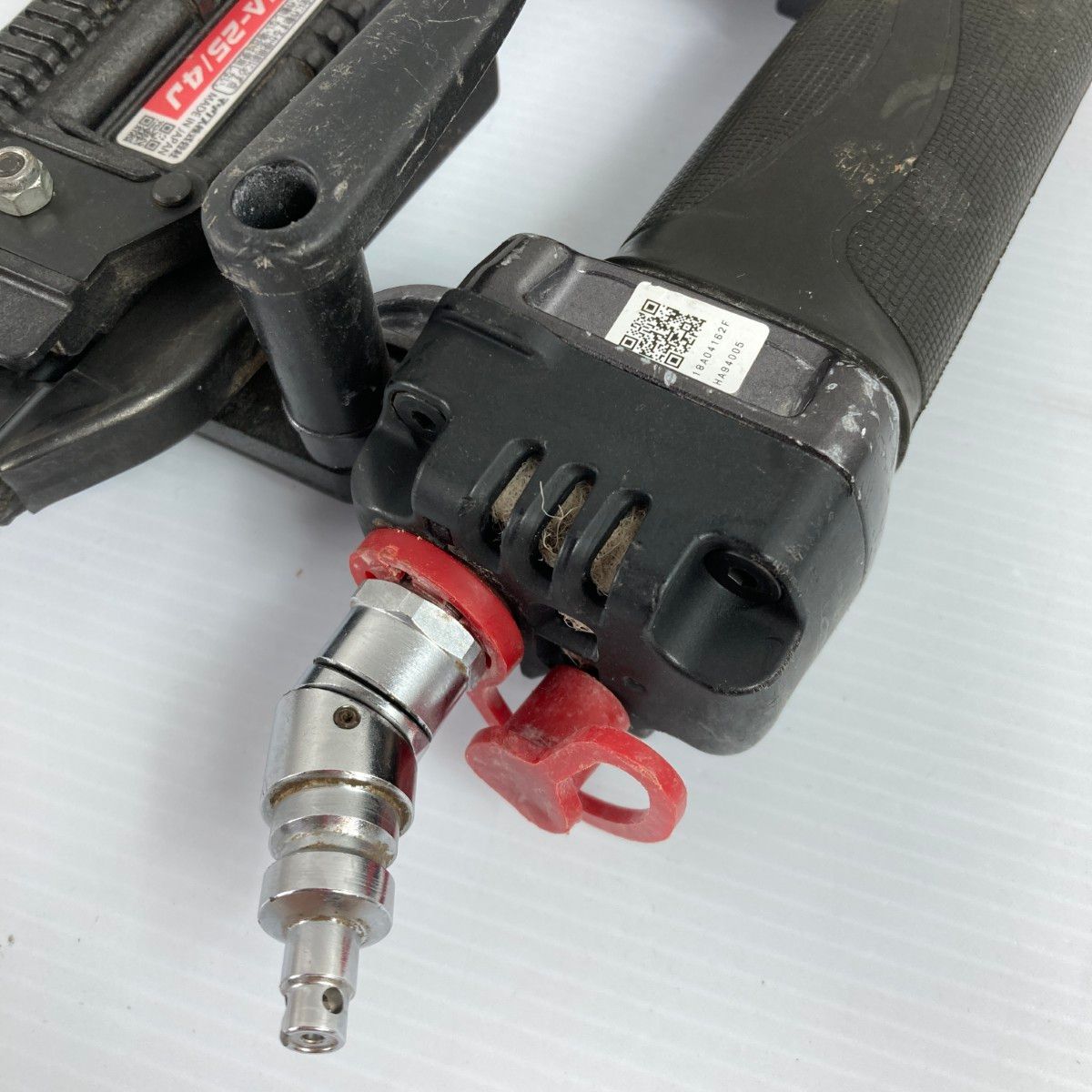 4J レッド×ブラック