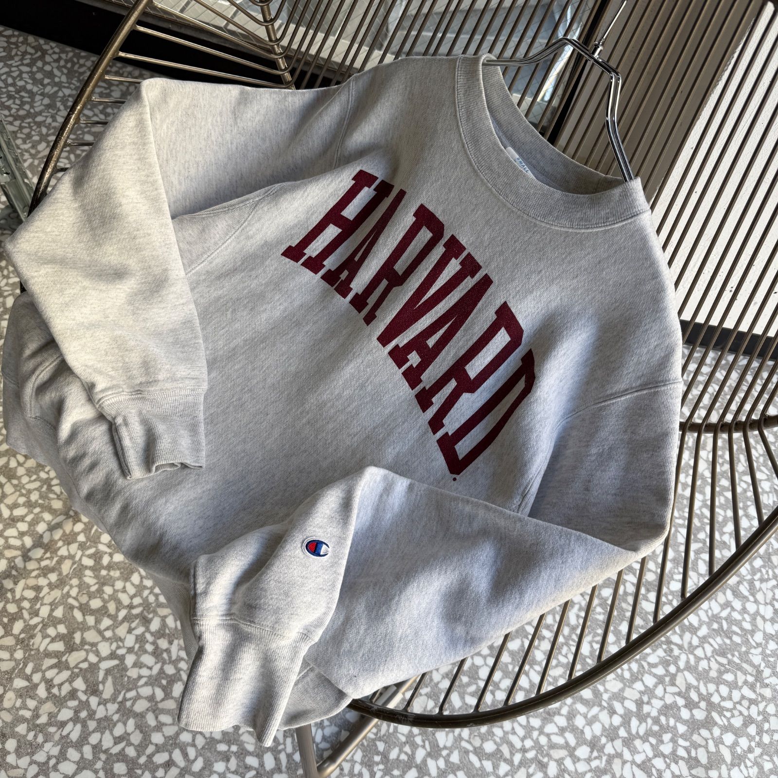 Champion 00s RW college チャンピオン リバースウィーブ 肉厚スウェット 古着 ストリート カレッジロゴ ハーバード大学 アメリカ ボルドー 太アーム 横ノリ KARIMZIABAT_FR