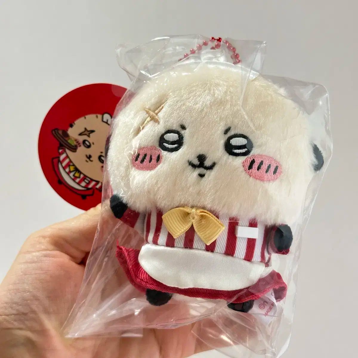 【雷市場（ポンジャン）商品韓国直送】 ちいかわ レストラン ラッコ キーホルダー 未開封