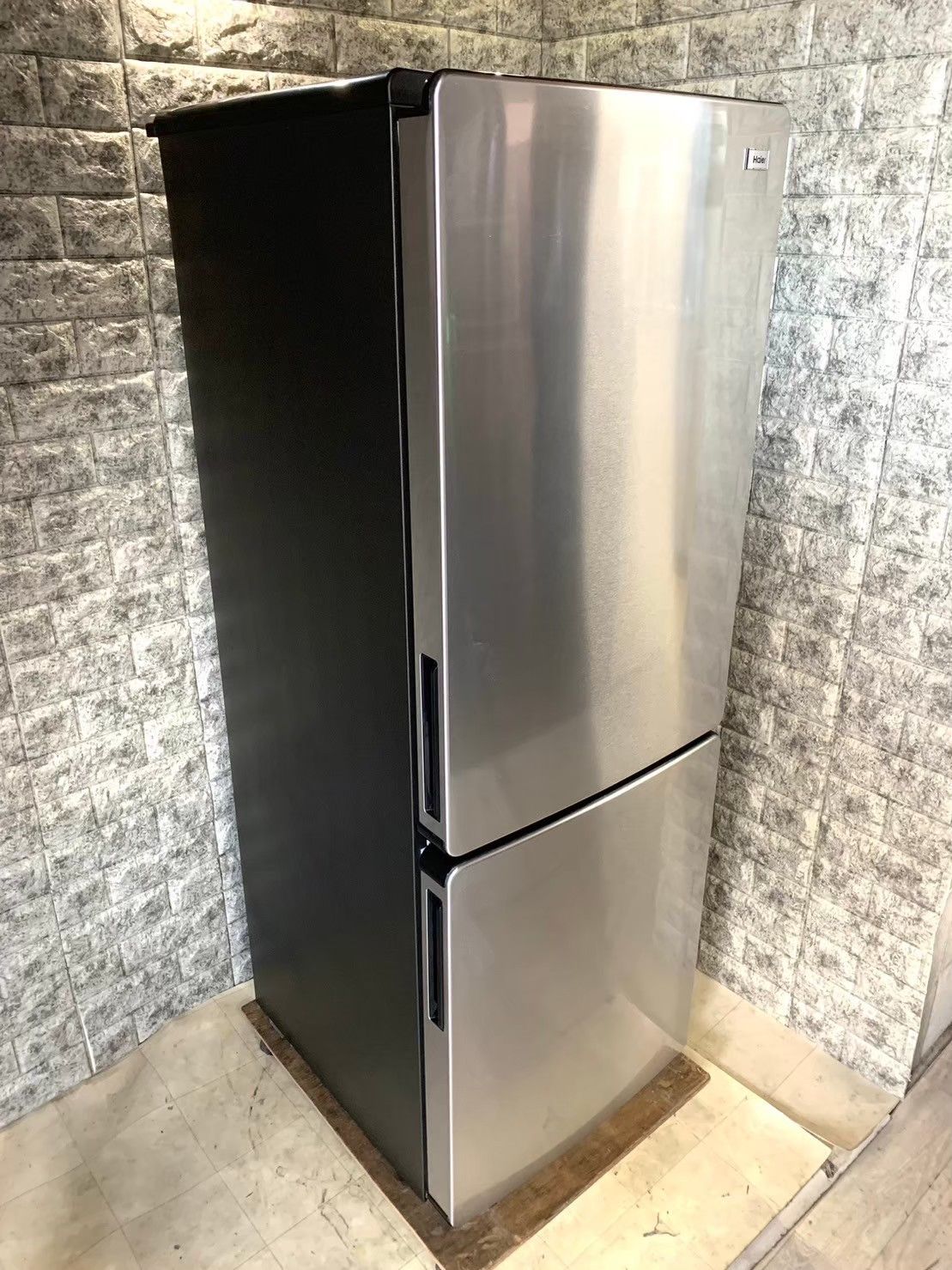 【高年式】大阪送料無料★3か月保障★JR-XP2NF173F★SR-150 高年式】大阪送料無料☆3か月保障付き☆冷蔵庫☆ハイアール☆2ドア