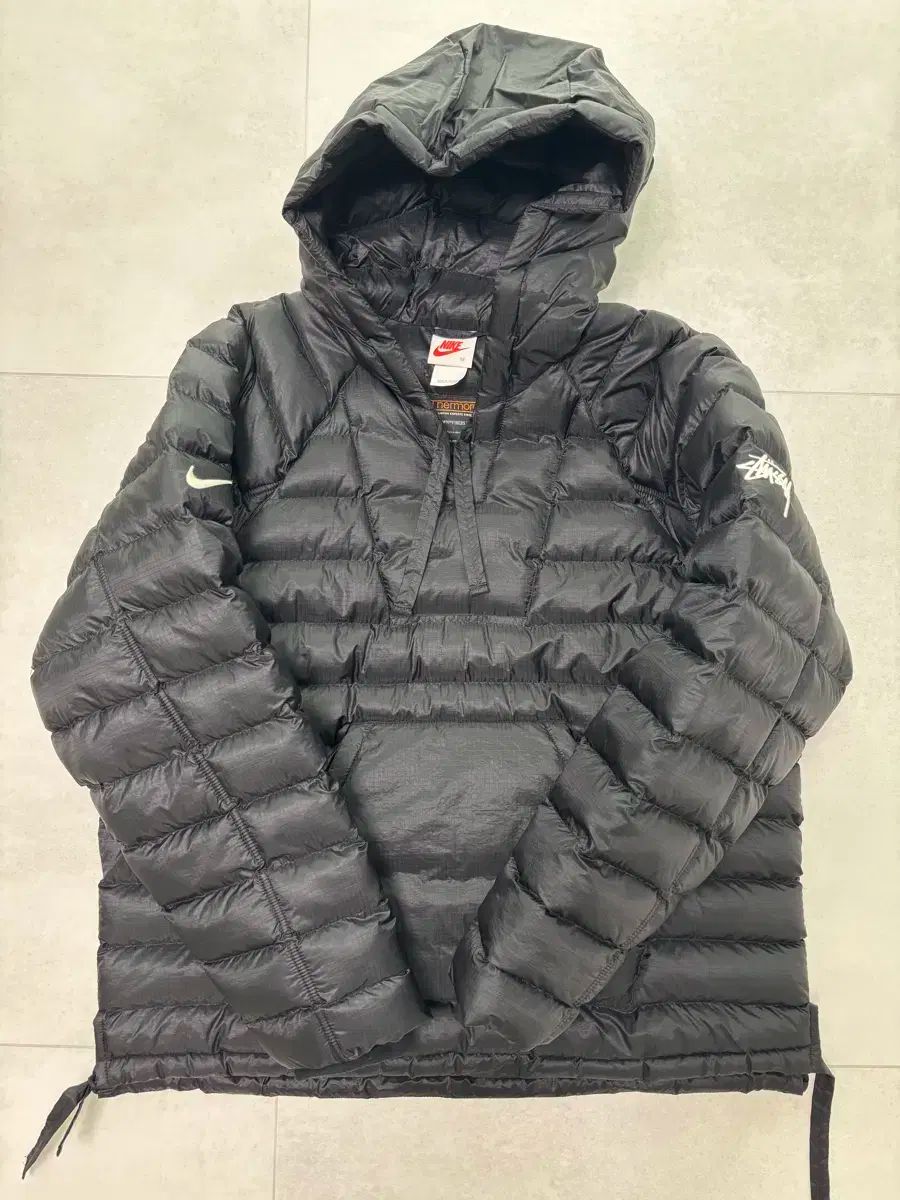 【雷市場（ポンジャン）商品韓国直送】 Nike(ナイキ） STUSSY(ステューシー) 断熱 ダウンジャケット 出品