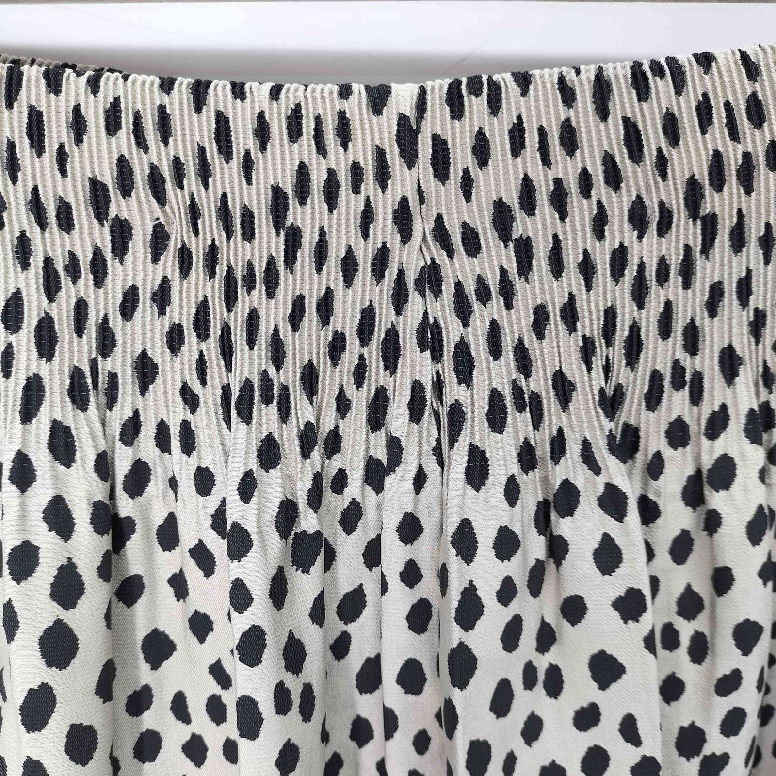 【新品】BEARDSLEY ビアズリー レオパードジャガードキュロットパンツ 新品】BEARDSLEY ビアズリー レオパードジャガードキュロットパンツ