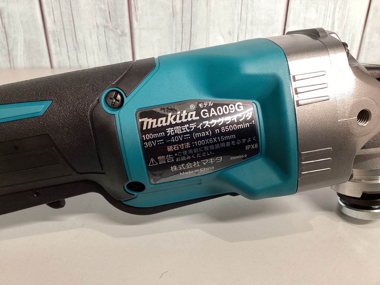 makita 100mmコードレスディスクグラインダ