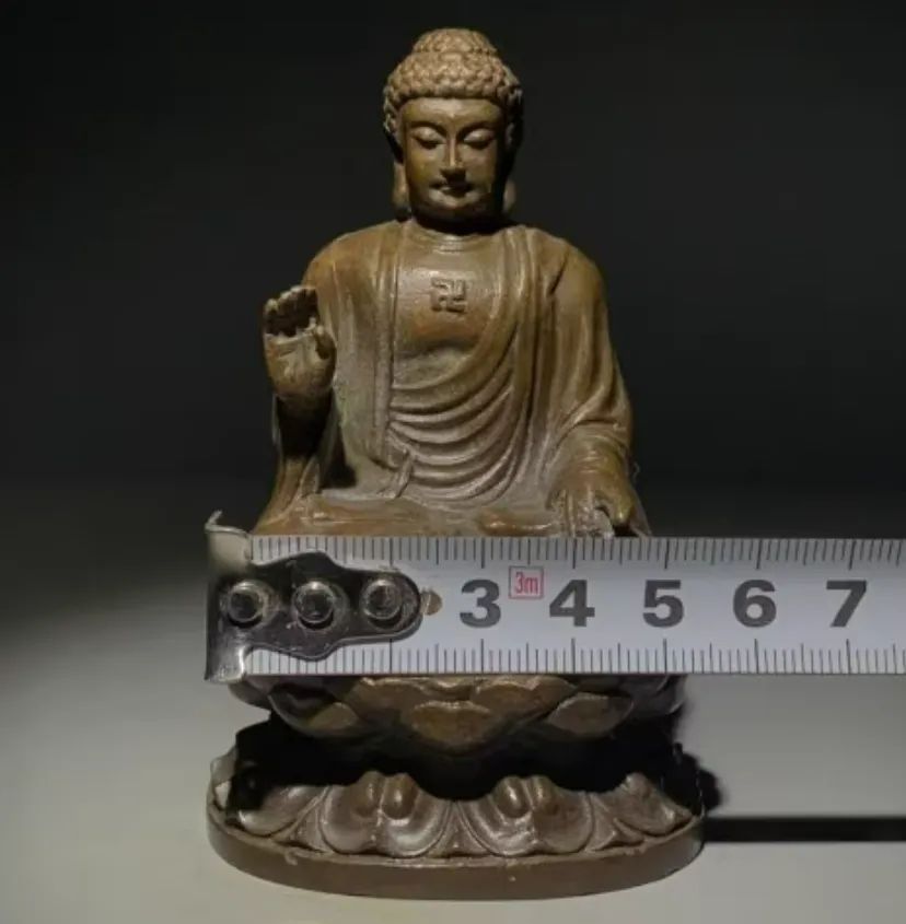 仏教美術 大日如来釈迦坐像 居宅 奉納 書斎 茶室 置物 装飾品 工芸品 仏教美術 大日如来釈迦坐像 居宅 奉納 書斎 茶室 置物 装飾品