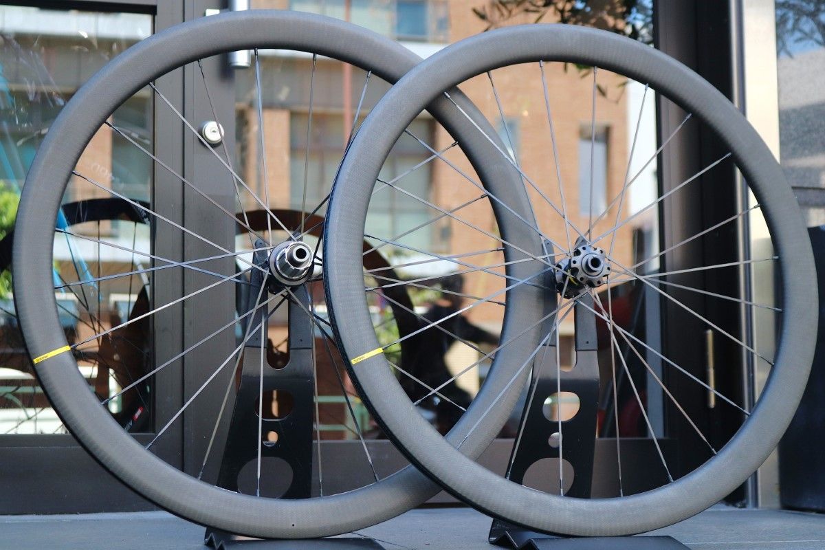 【美品】　MAVIC COSMIC PRO CARBON UST チューブレス マヴィック MAVIC コスミック プロ カーボン COSMIC PRO CARBON