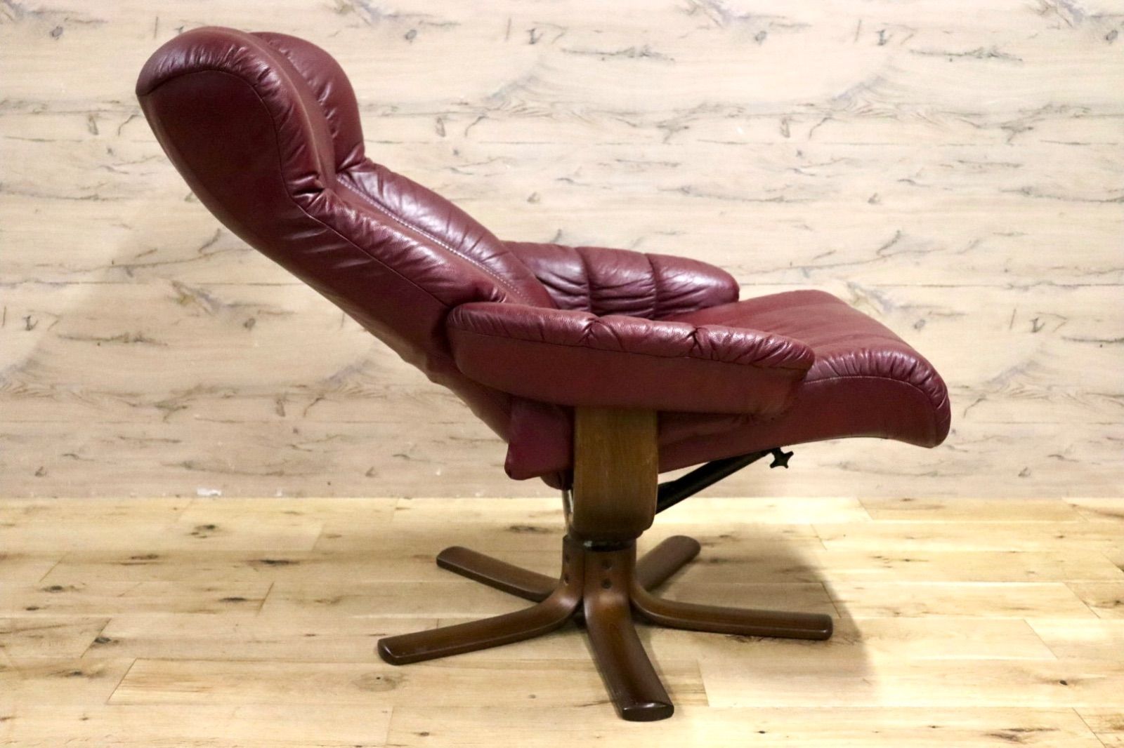 フットスツール