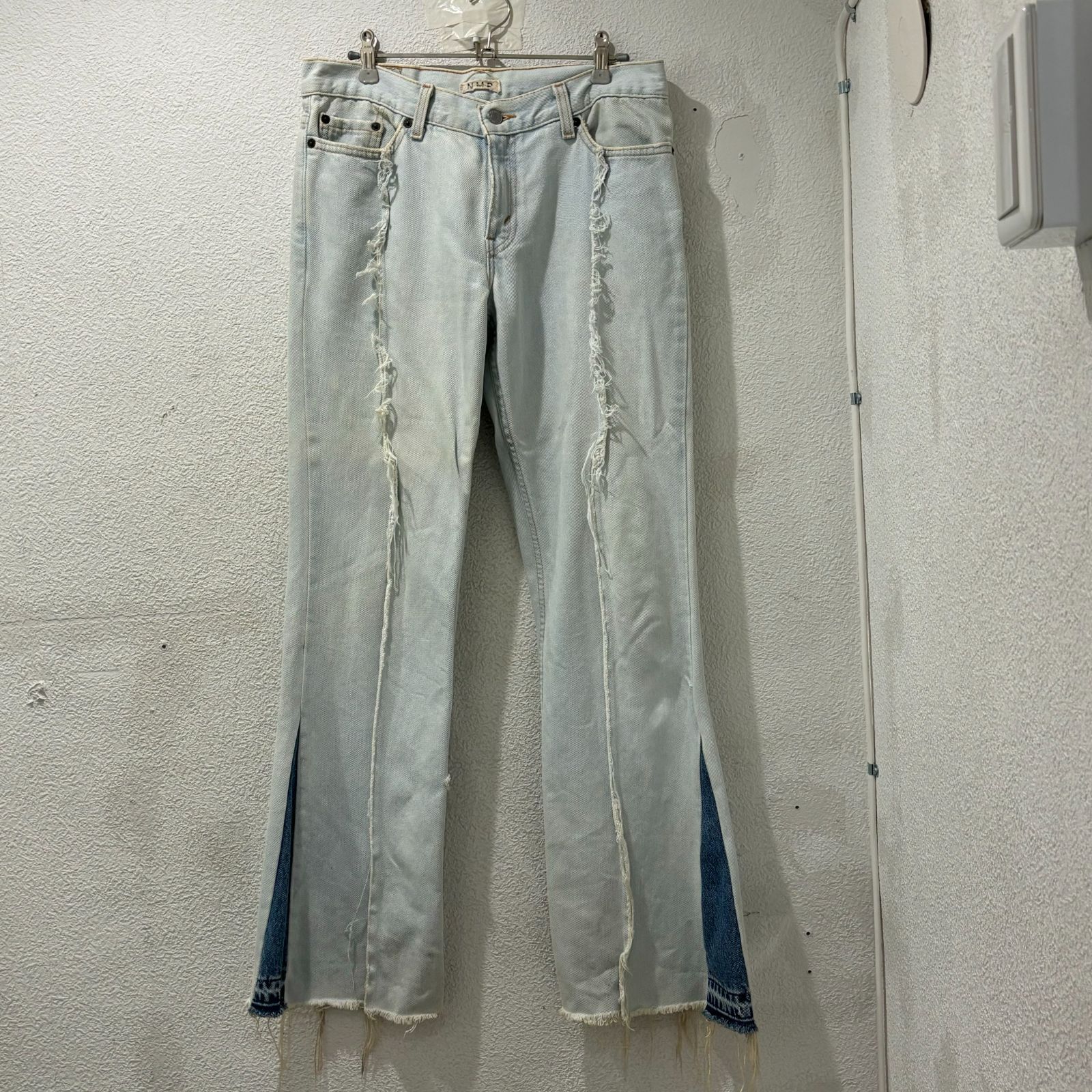 NO MASS PROD. フレアデニム no mass prod ノーマスプロッド リメイク フレアデニムパンツ