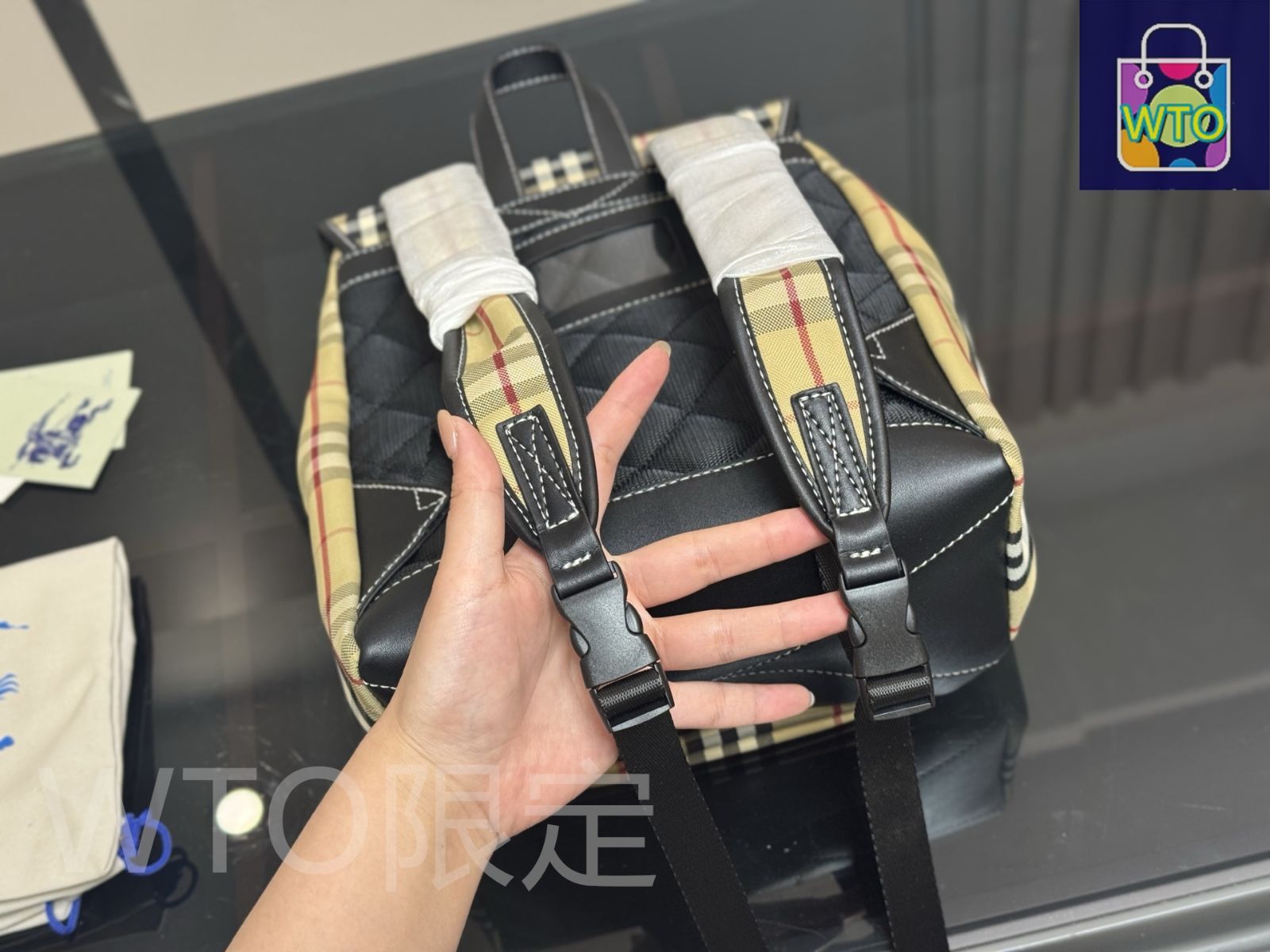 今日特価】Burberry バーバリー バックパック シリーズ 柔軟な