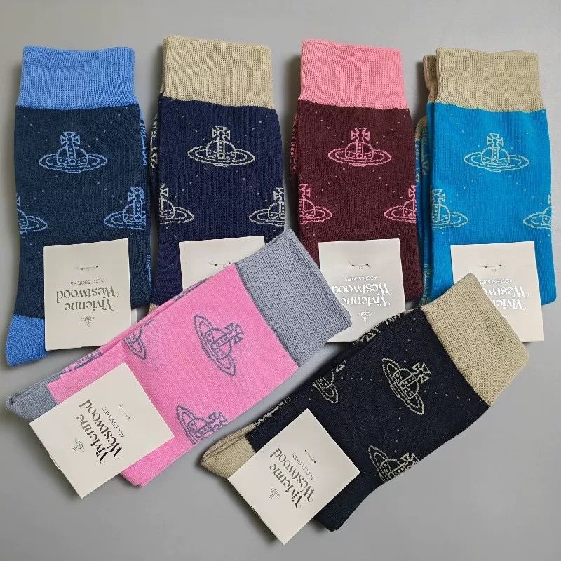 6点 Vivienne Westwood ヴィヴィアンウエストウッド ソックス 靴下 双色｜現代風｜土星柄｜ニットlogo 6足