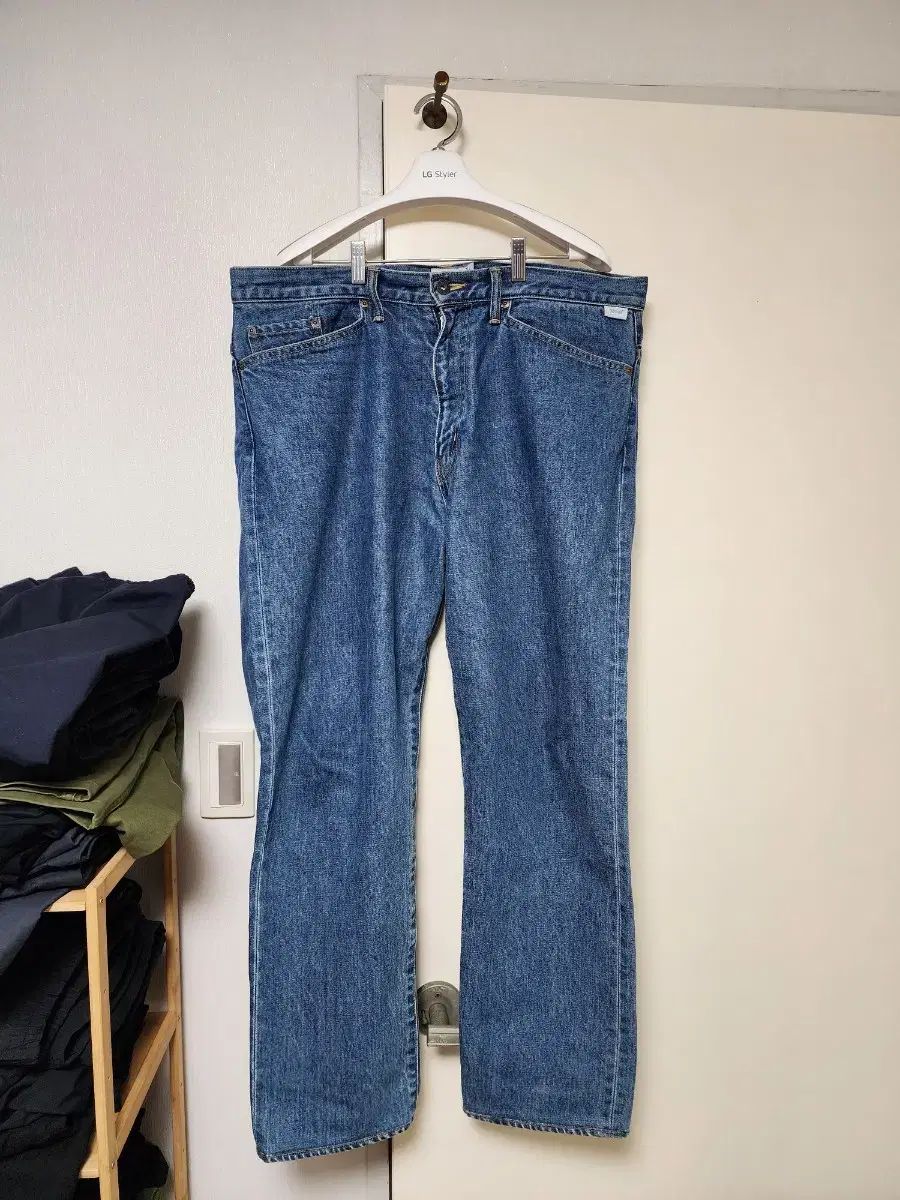 【雷市場（ポンジャン）商品韓国直送】 WTAPS(ダブルタップス) 23 BLUES TAPER TROUSERS DENIM 04