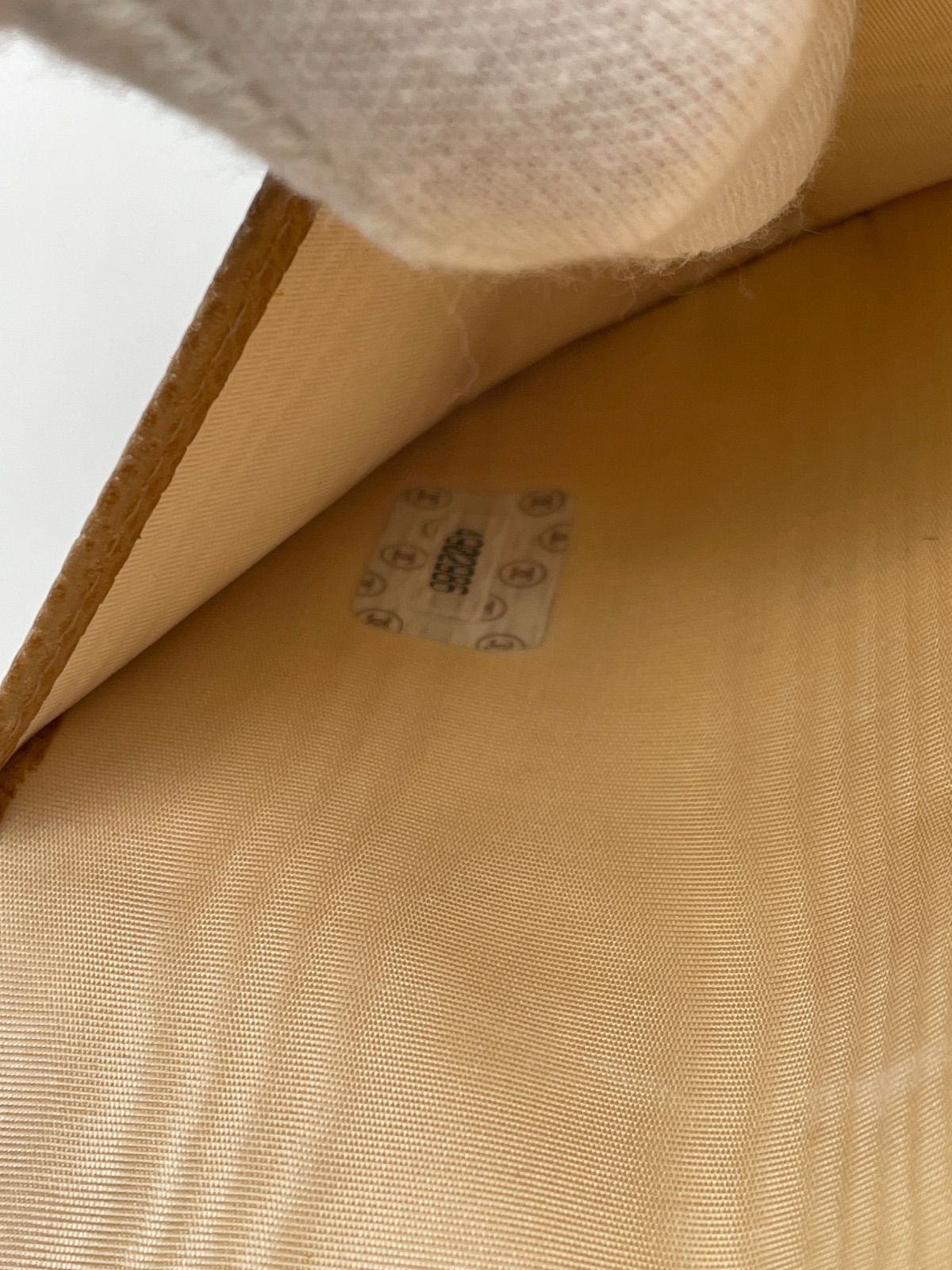 シャネル 手帳カバー