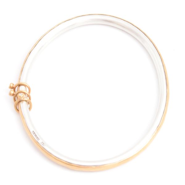 稀少 マルコムベッツ ハンマリングバングル3pダイヤ SV×22k