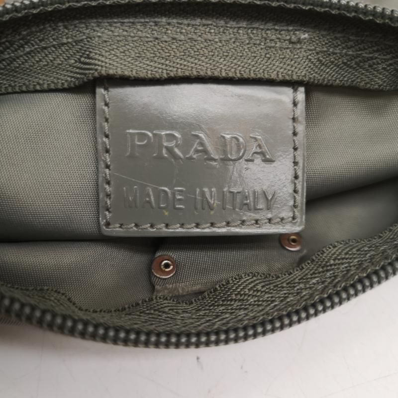 PRADA プラダ ポーチ 三角 プレート ナイロン ポーチ 化粧