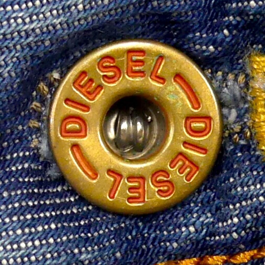 イタリア製 DIESEL ディーゼル ジーンズ デニム 古着 メンズNR3107