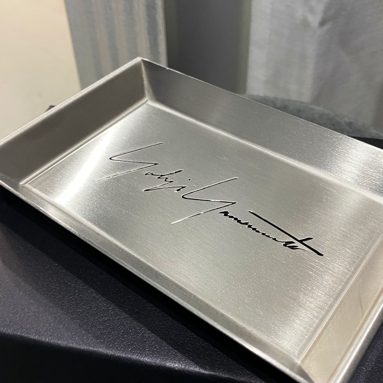 ヨージヤマモト　トレイ　非売品　ノベルティ Yohji Yamamoto ヨウジヤマモト アクセサリー ステンレストレイ