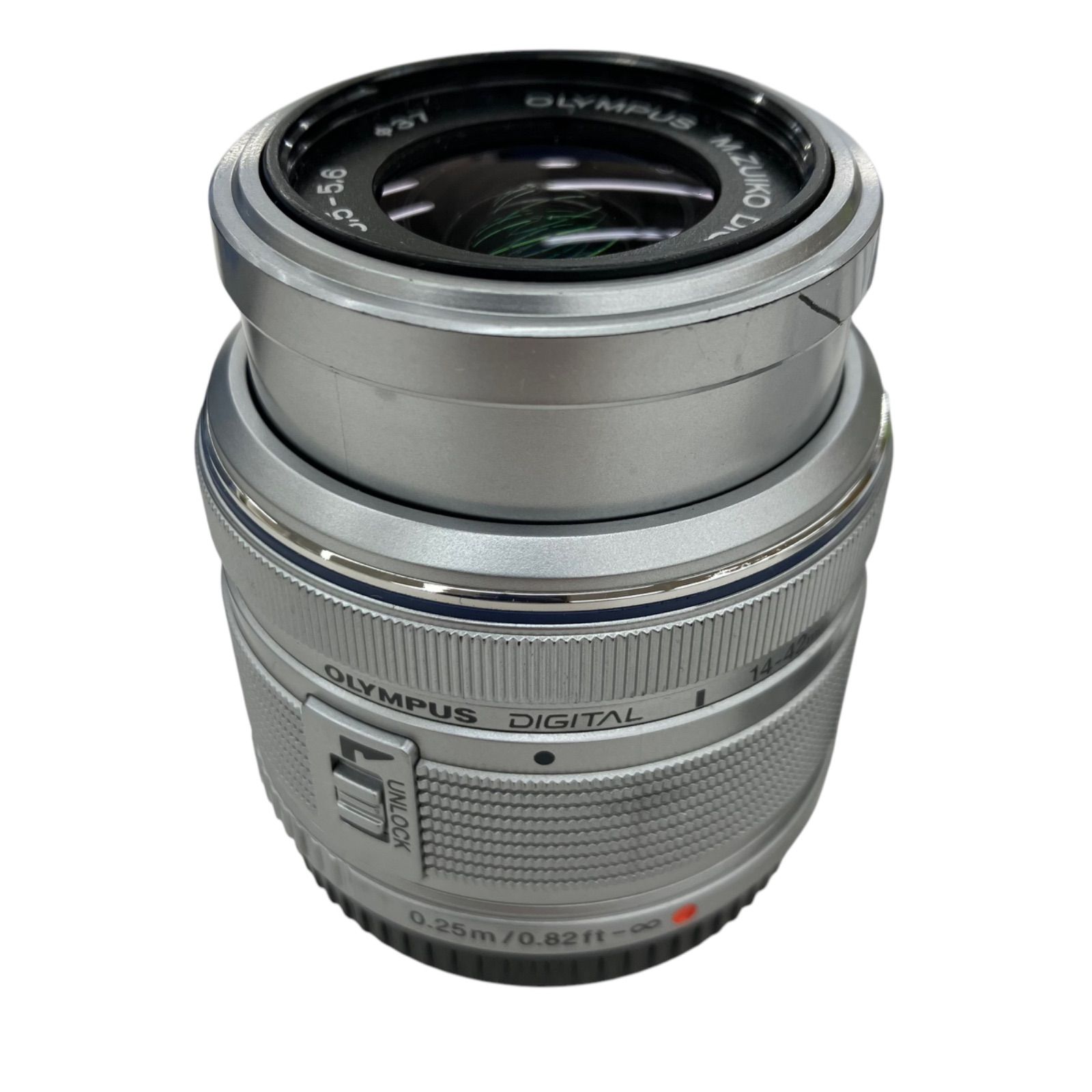 f1.8