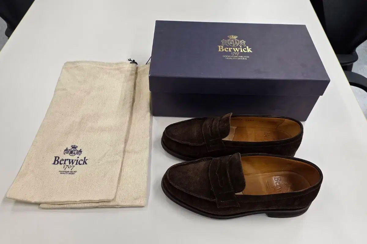 Berwick 4456 ローファー ダークブラウン UK7.5 Berwick1707 | ローファー シボ革 | 5260RUMLDB – バーウィック