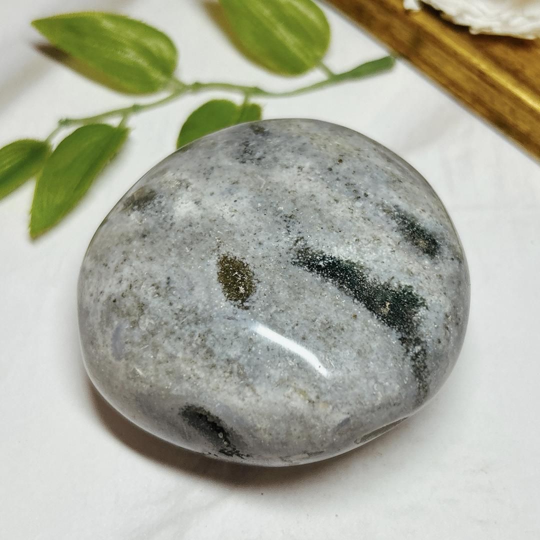 オーシャンジャスパー オーシャンジャスパー 蛍の光 マダガスカル産 56.7cts./ ルース