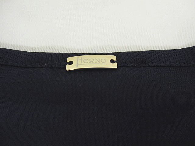 サイドスリット