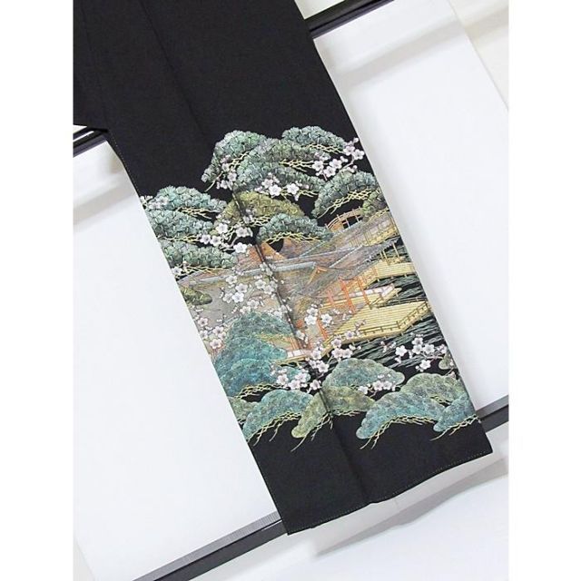 黒留袖 正絹比翼 落款 伝統金彩工芸師 唐渡建作 安芸宮島 153cm 黒留袖 正絹比翼 落款 伝統金彩工芸師 唐渡建作 安芸宮島 153cm