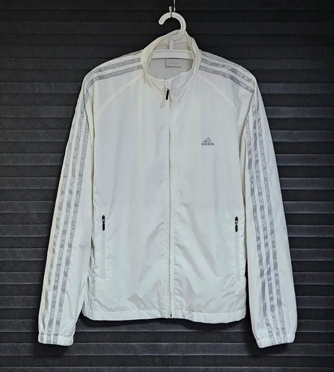 100 アディダス 白 シルバー ホワイト ウィンドブレーカー トラックジャージ ジャージ