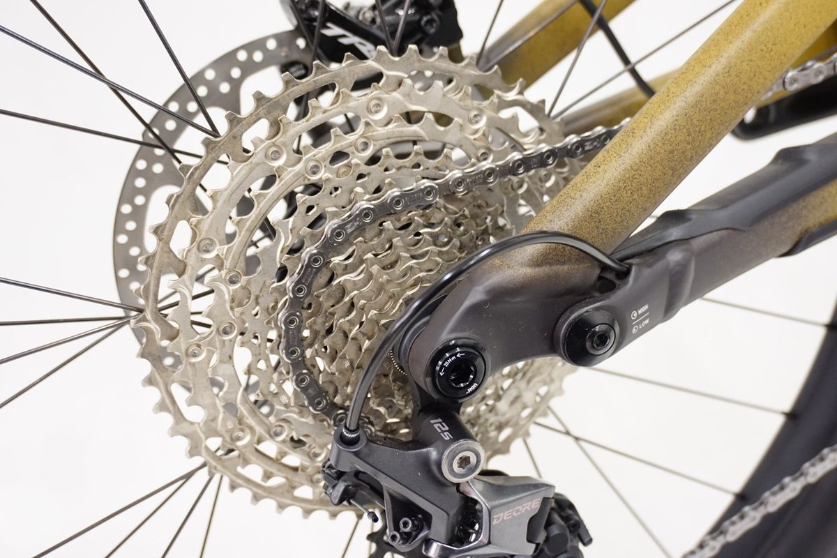 スペシャライズド STATUS