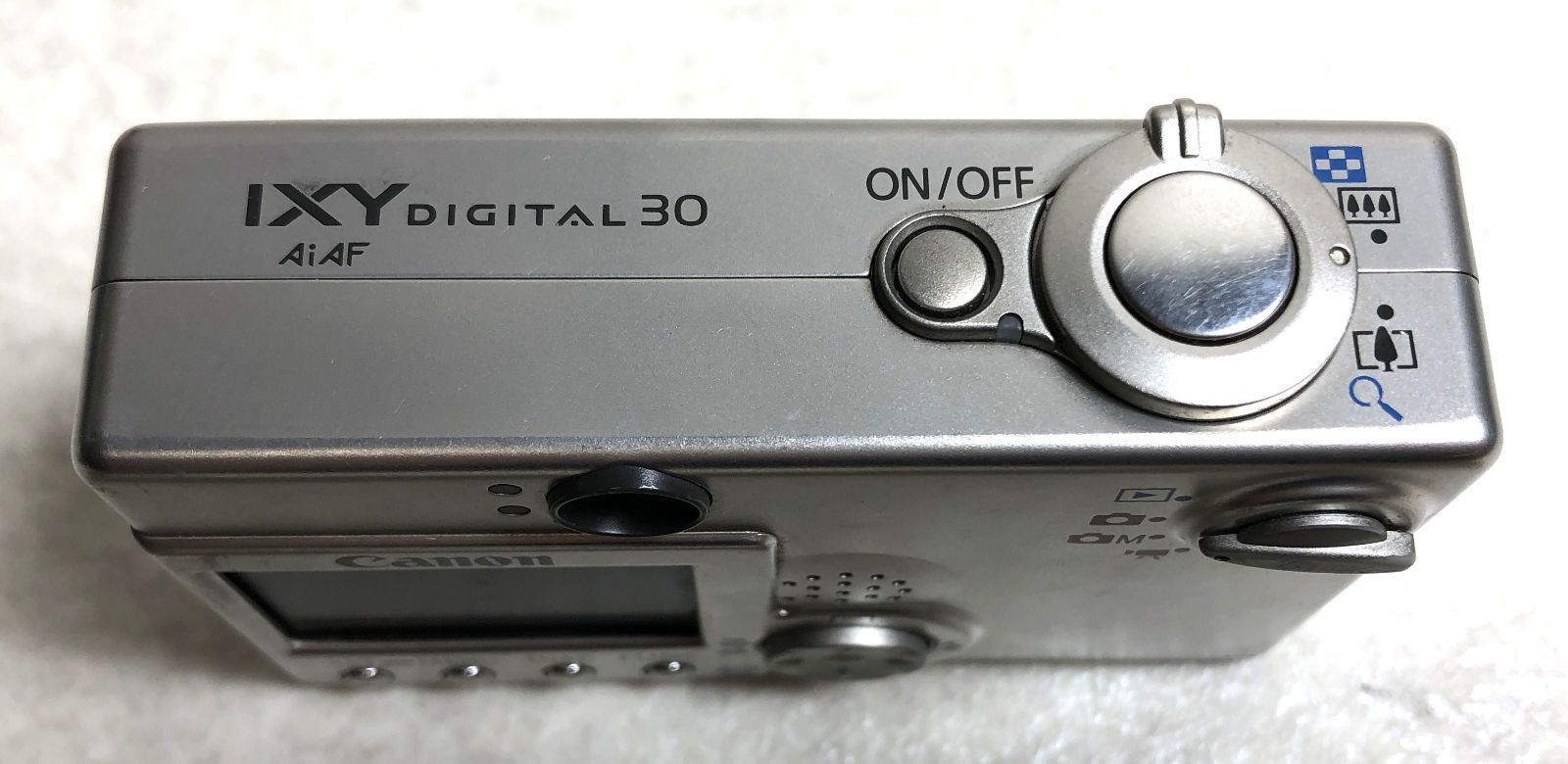 20：Canon　IXY30S　キヤノン　デジタルカメラ　ジャンク Canon IXY DIGITAL 30 シルバー ジャンク Canon IXY 30 S シルバー 20