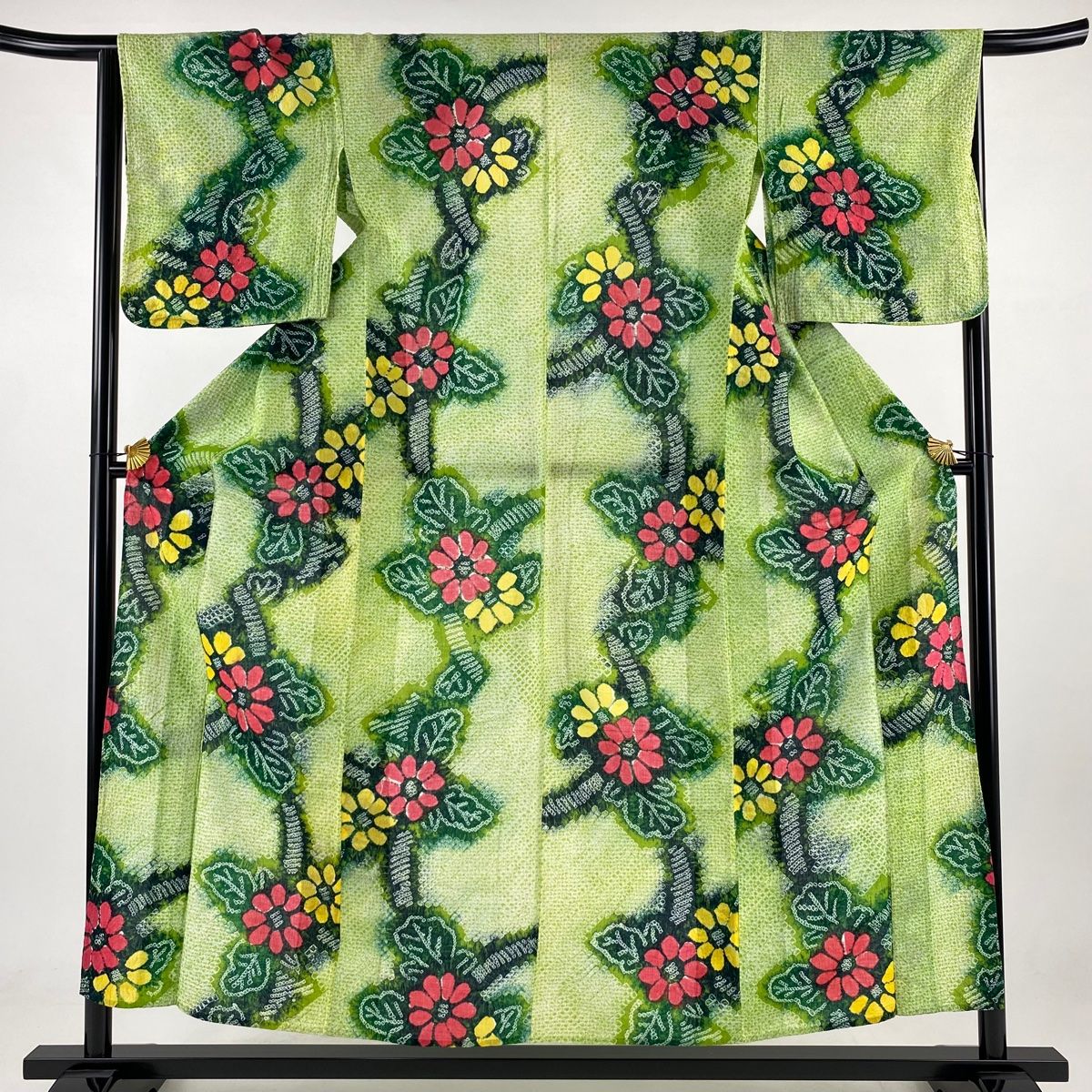 浴衣 身丈155cm 裄丈65cm M 絞り浴衣 草花 鶯色 綿 名品