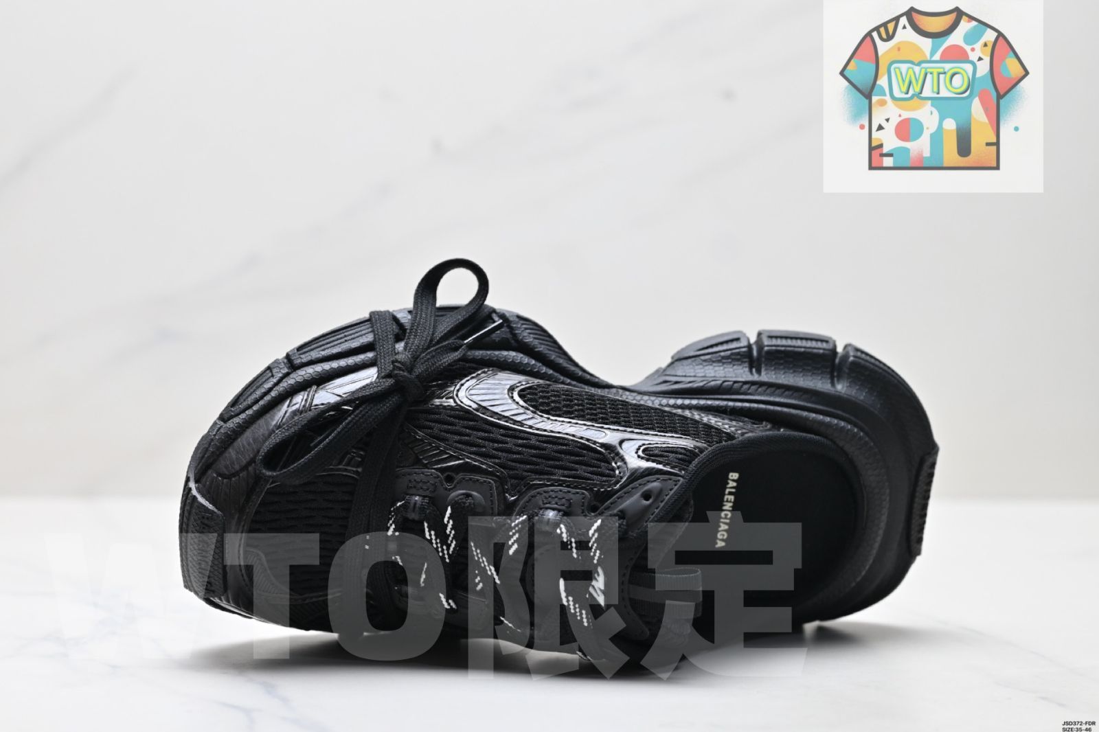 バレンシアガ（Balenciaga）3XL Mule 革（かわ）製（せい