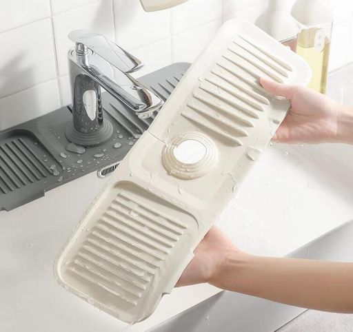 ばむさま専用 GUCCI iPhone用ケースベージュ/グレー16pro ばむさま専用