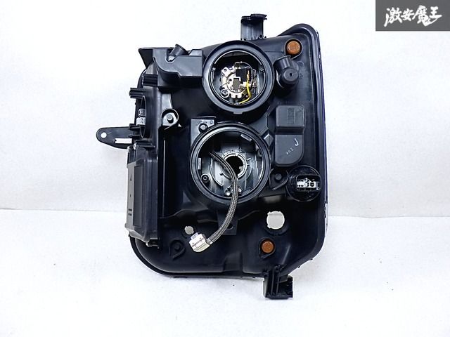 DA17W エブリィワゴン 右ヘッドライト LE14C6329 HID#4061 DA17W エブリィワゴン 右ヘッドライト LE14C6329 HID#4061