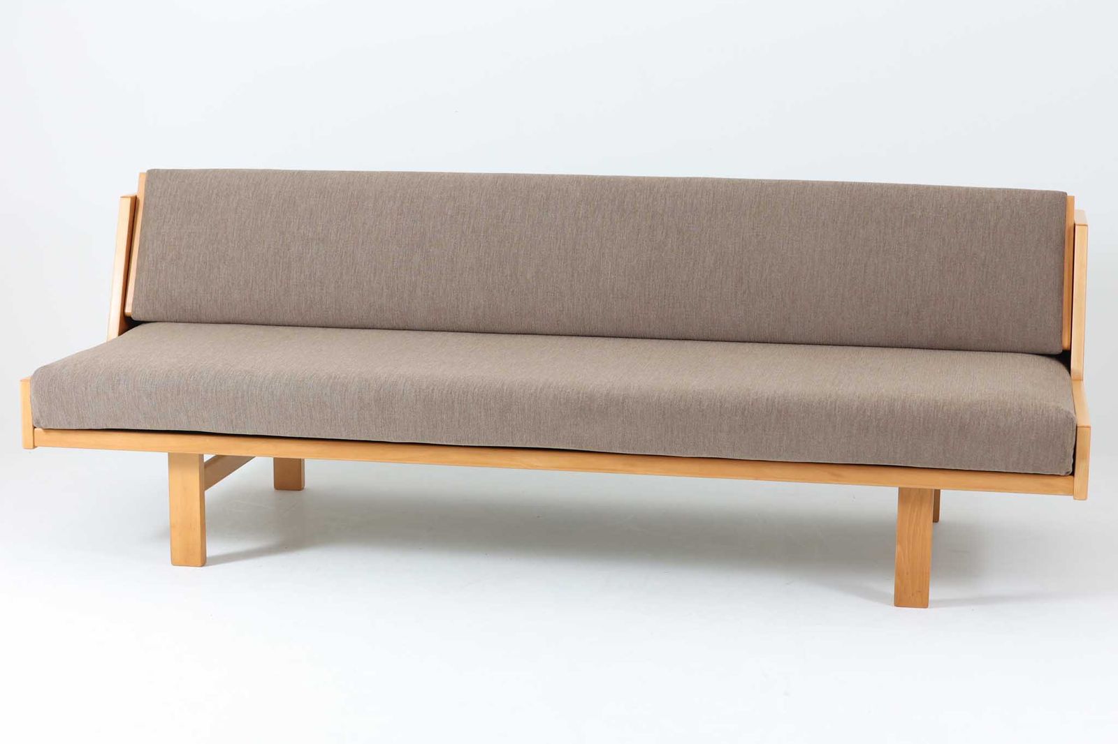 Hans J.Wegner ハンス J ウェグナー GE258 デイベッド ビーチ材 GETAMA|ゲタマ|DK17551