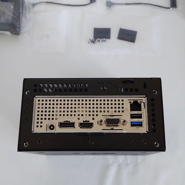 省スペースPC AKR-001