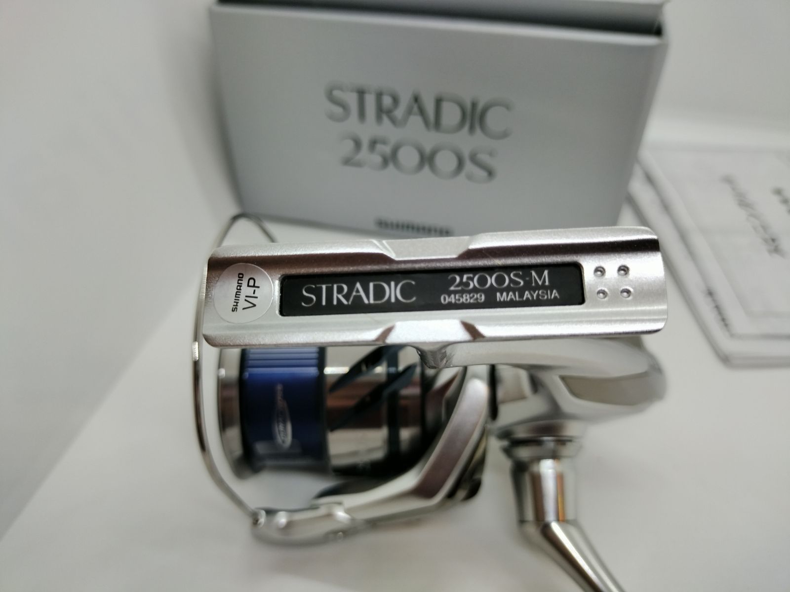 シマノ 23 ストラディック 2500SHG / スピニングリール / shimano