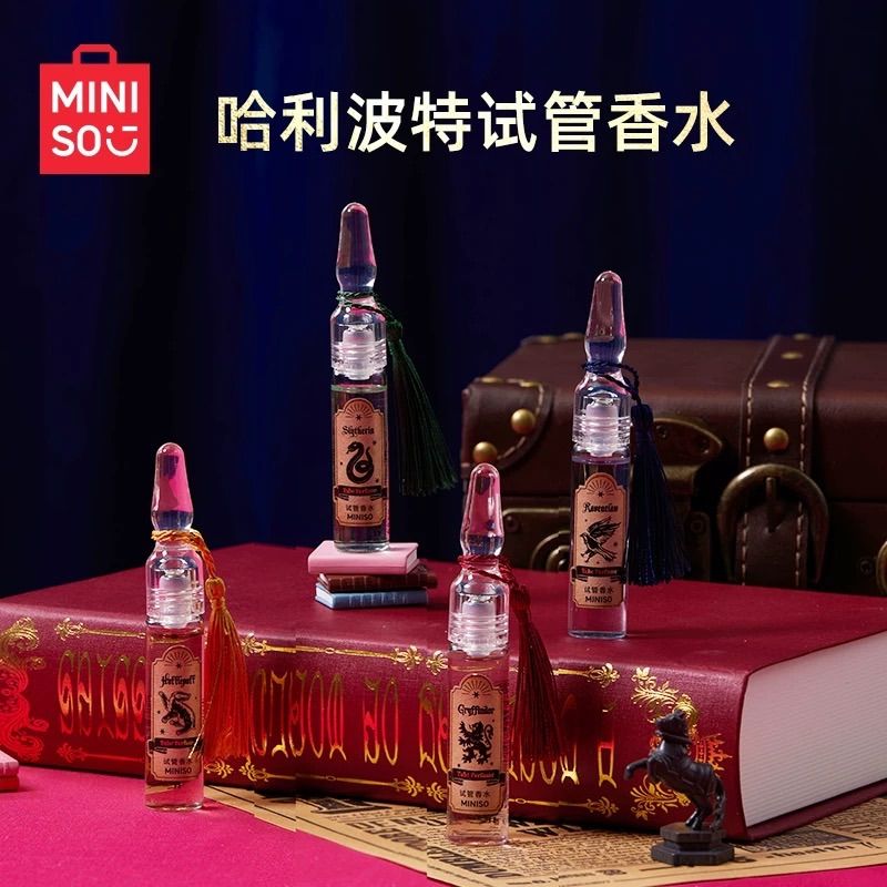 4点 ｜10月 HarryPotter x MINISO ハリーポッター メイソウ 中国 香水10ml モデル 4つ学院 グリフィンドール スリザリン レイブンクロー ハッフルパフ 4点セット