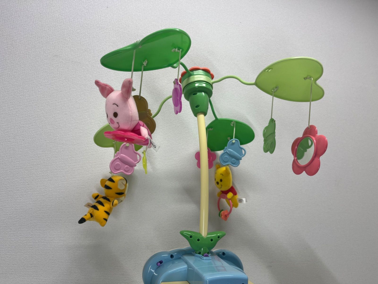 ③ タカラトミー ディズニー くまのプーさん 6WAY ジムに