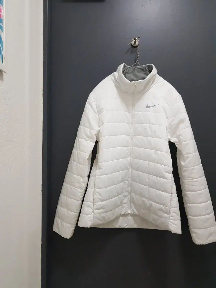こっけいな製品 NIKE ナイキ ゴルフ レディース 超軽量 ジャンパー L だいたい 55 バン スキニー 77 軽量 サイド