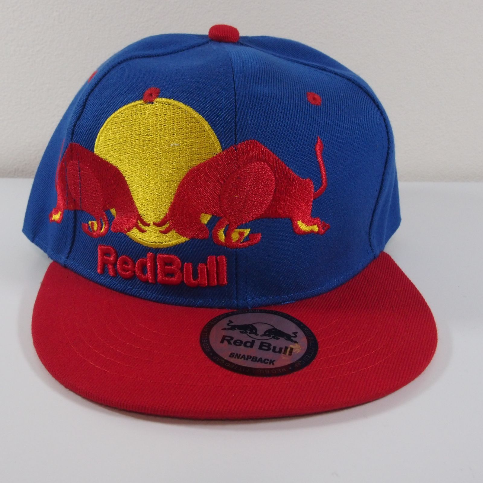 15 青/赤/直ツバ REDBULL 刺繍 キャップ 帽子 レッドブル