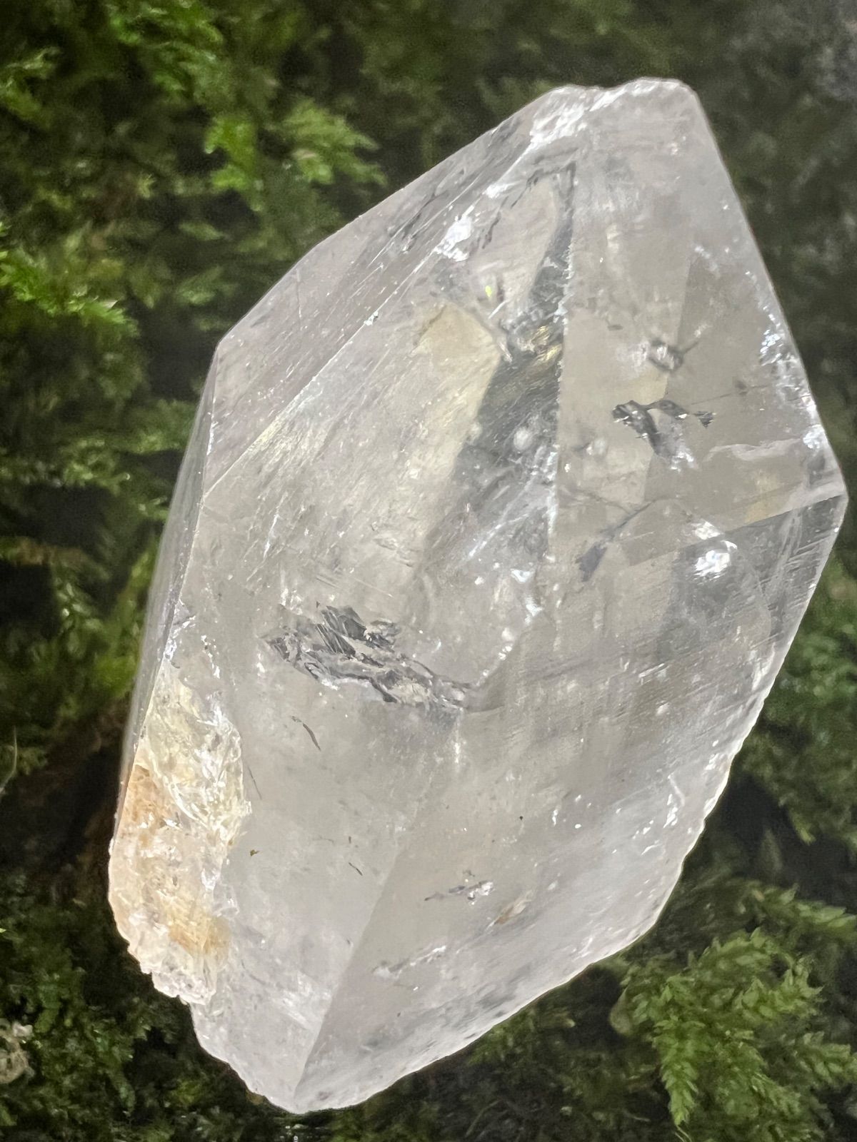 龍脈の精髄 宮崎産 煙水晶＆長石共生標本 「大地と祓いの調和」【保護猫活動支援】 龍脈の精髄 宮崎産 煙水晶＆長石共生標本 「大地と祓いの調和」【