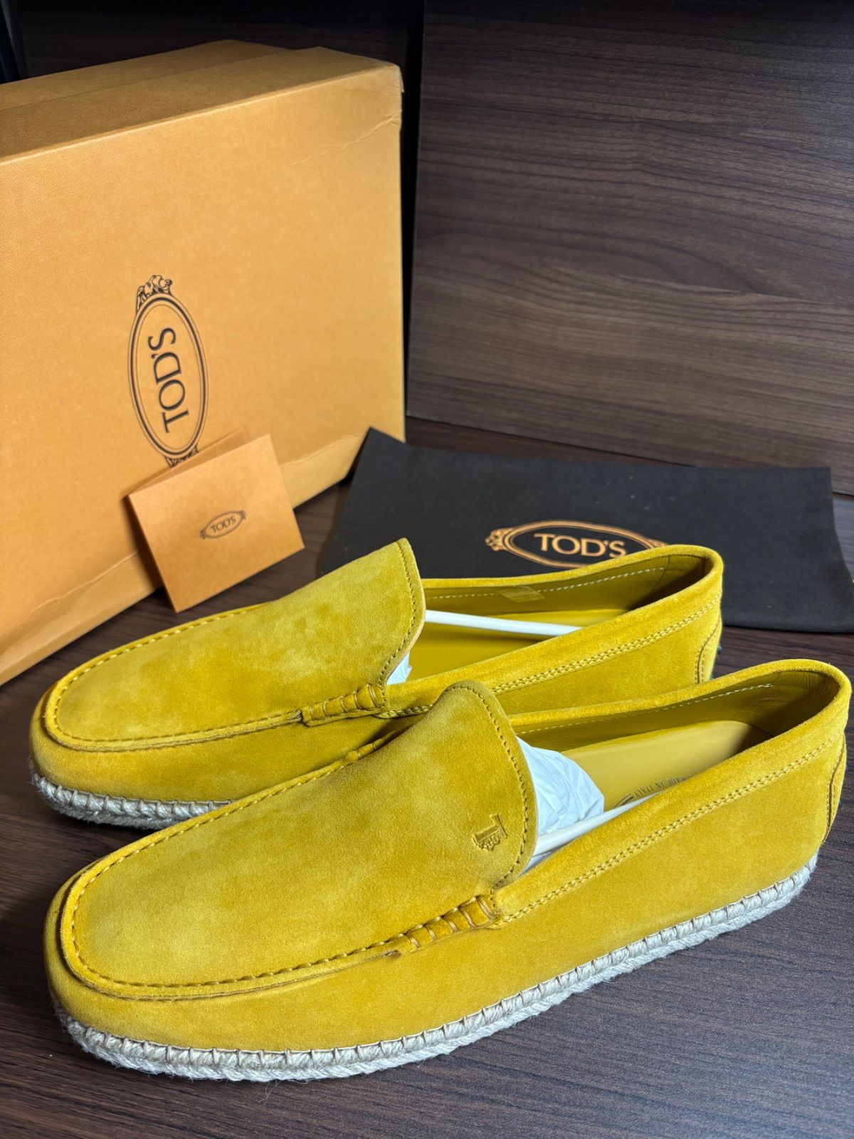 希少カラー TOD'S ドライビングシューズ イエローゴールド 靴