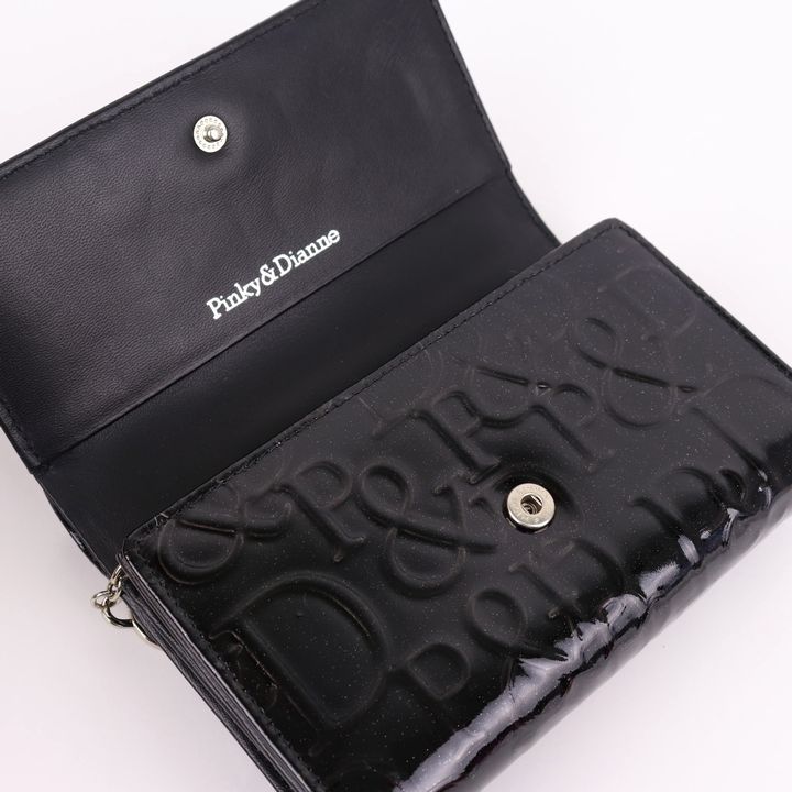 ピンキーアンドダイアン 三つ折り財布 未使用 エナメル/レザー ロゴ