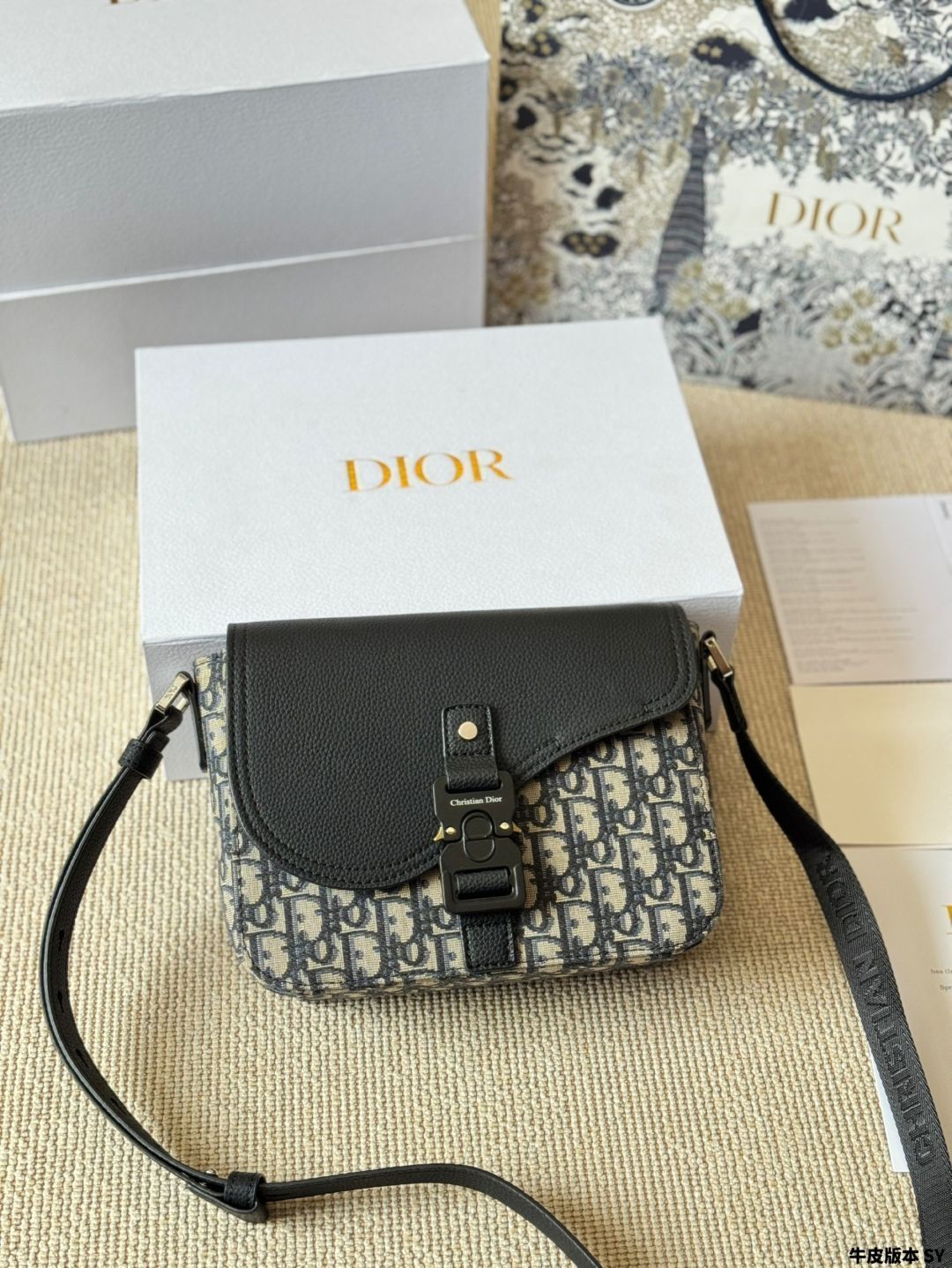 [極美品] DIOR SADDLE MINI PLUG ケース ポーチ 黒 極美品] DIOR SADDLE MINI PLUG コインケース ポーチ 黒 極美品