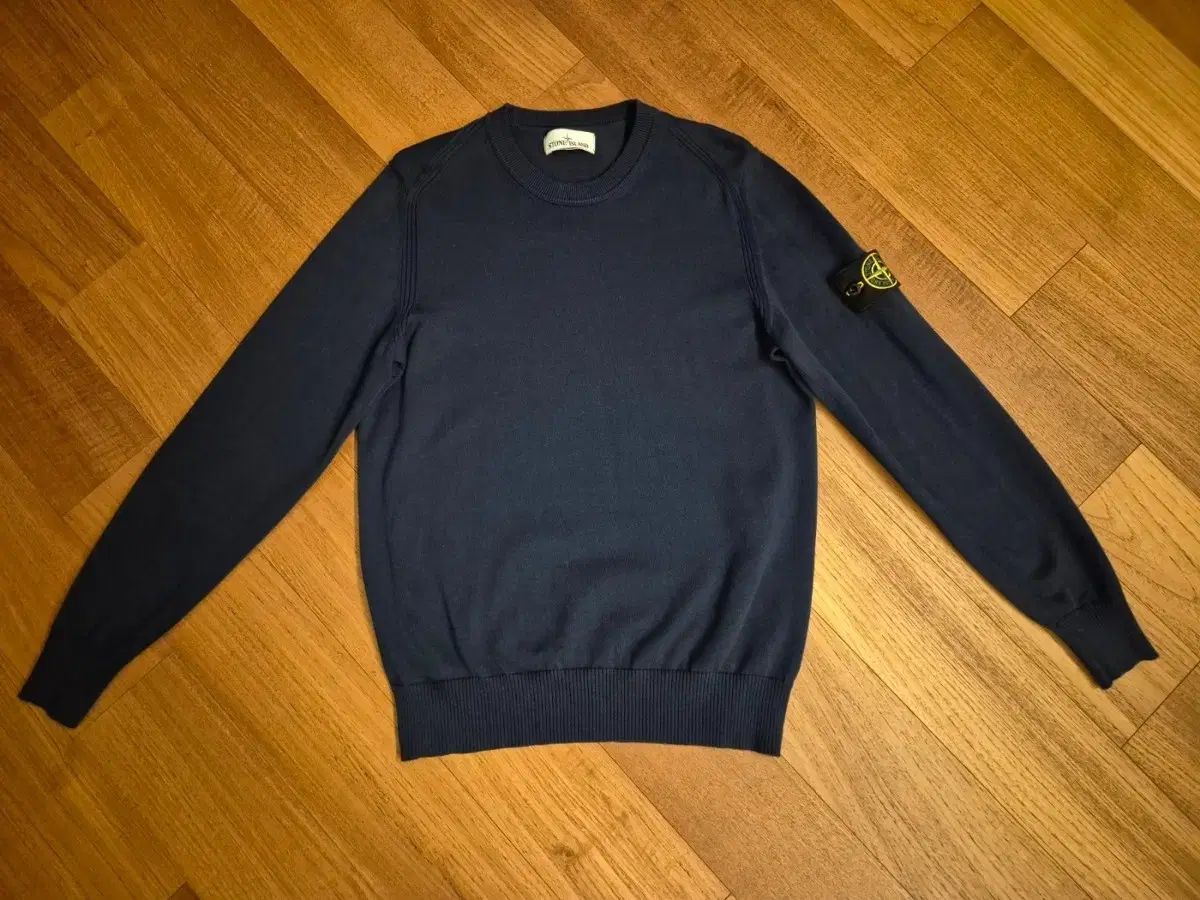 STONE ISLAND(ストーンアイランド) 20ss ソフト コットン クルーネック 