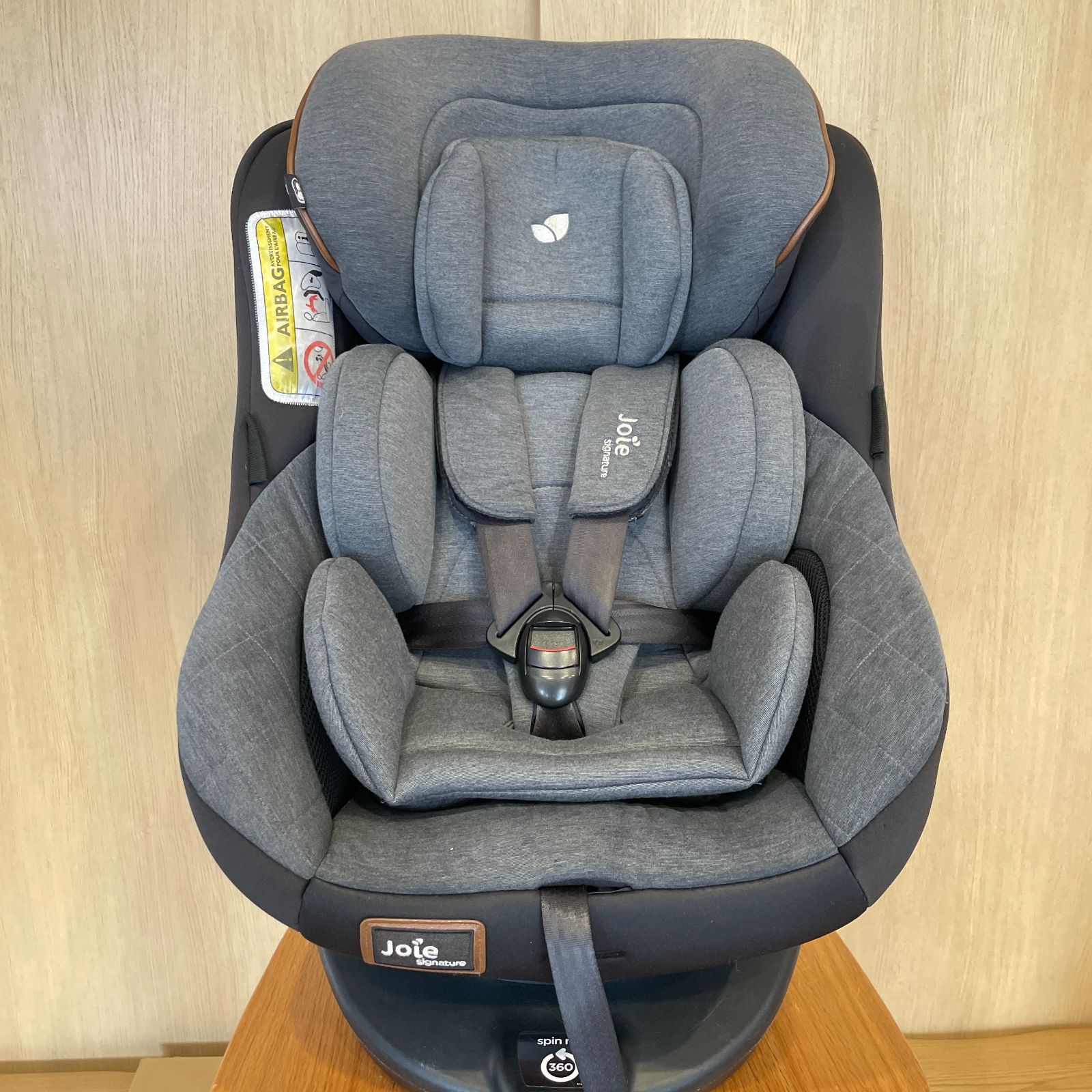 Joie チャイルドシート グレー ISOFIX対応　アーク Arc360° Joie チャイルドシート グレー ISOFIX対応ジョイー i-Arc360