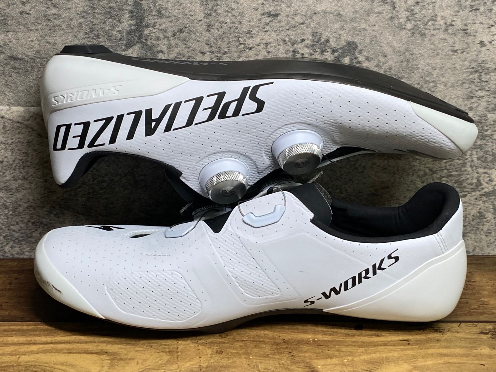 ビンディングシューズ 白