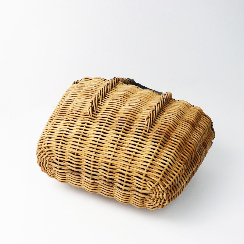 【極美品✨️】エバゴス カゴバッグ ハンドバッグ 被せ付き 極美品✨️】エバゴス カゴバッグ ハンドバッグ 被せ付き 美品