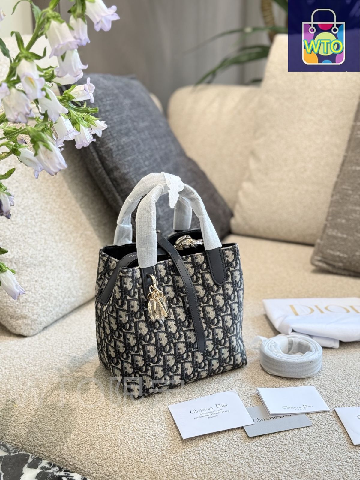 今日特価】Dior Toujours Vertical Small Tote ディオール トゥ